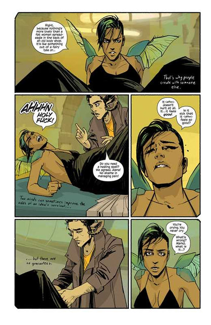Saga Volume 1: New Edition by Brian K Vaughan: Paperback; 160 pages / English